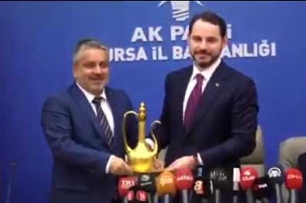 berat albayrak a hediye edilen altın ibrik