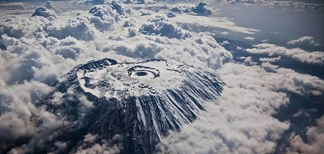 Uçaklarda Cam Kenarında Seyahat Eden Yolcular Tarafından Çekilmiş, Dünyanın En Güzel Yerlerinden 21 Manzara Fotoğrafı